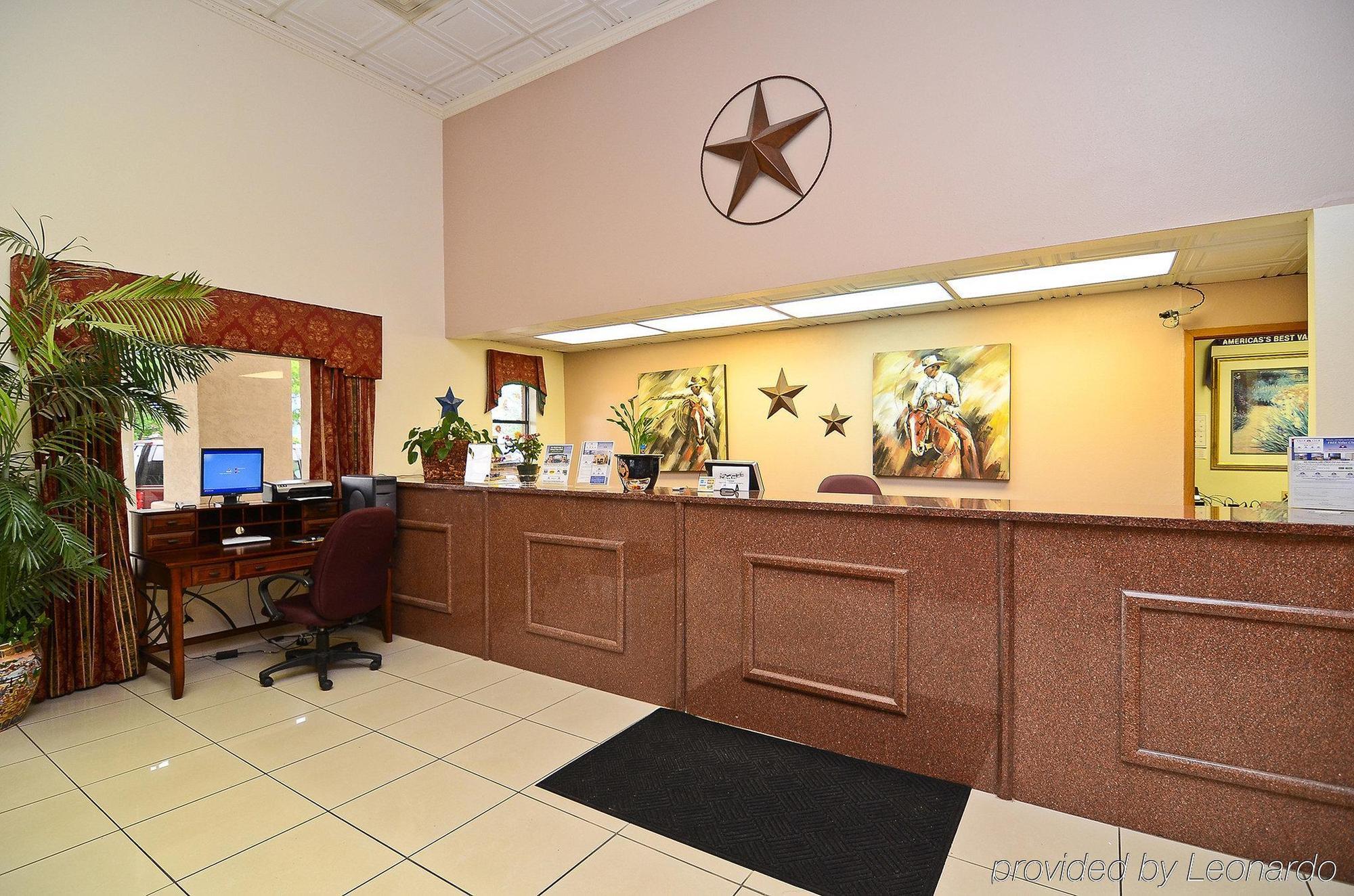 American Inn-Sealy Interior photo